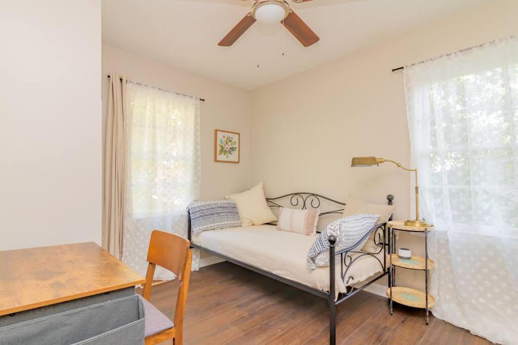 Dual-Family Retreat Sunlit Haven Villa Columbus Luaran gambar